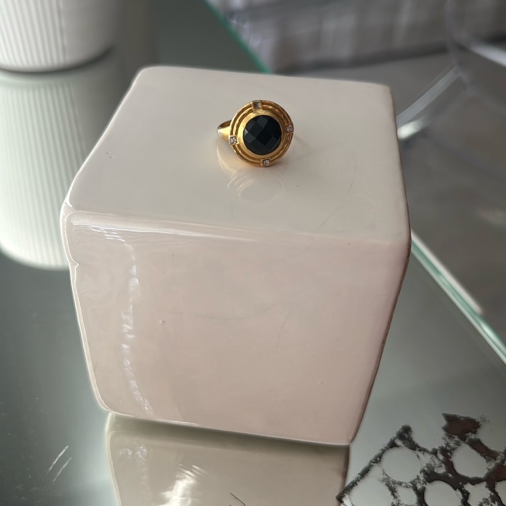 Julie Vos Astor ring size 8